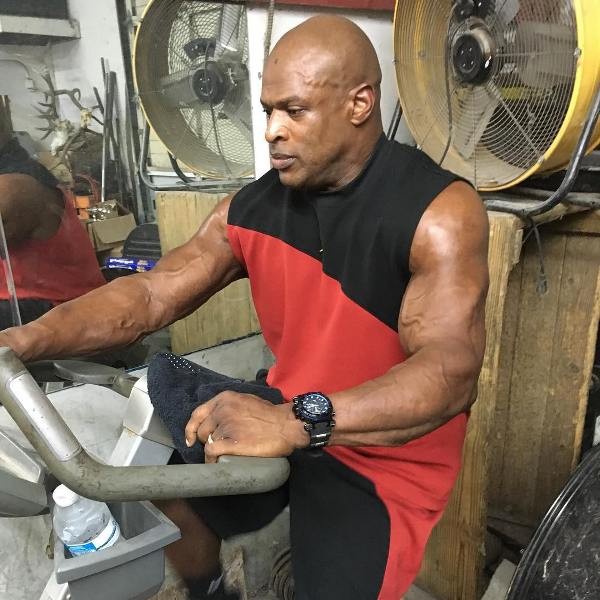 Ronnie Coleman now, last photos for 2018 and 2019. What’s happen